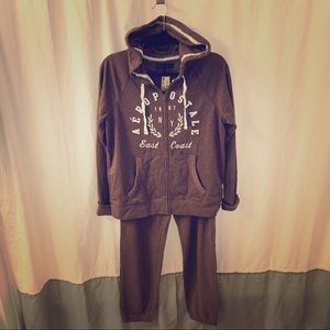 Aeropostale complete sweat suit